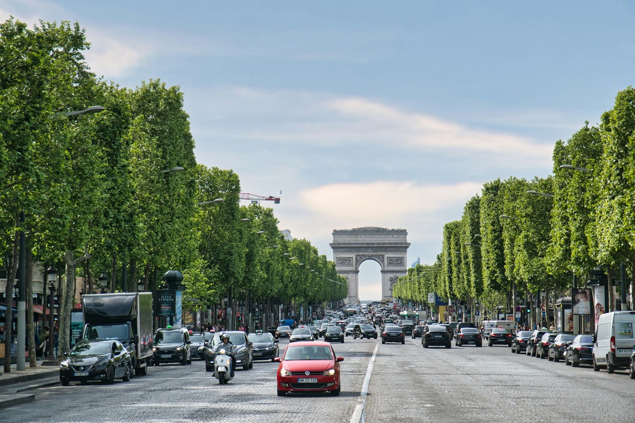 Canicule : des restrictions de circulation dès jeudi en Île-de-France en raison d’un pic de pollution