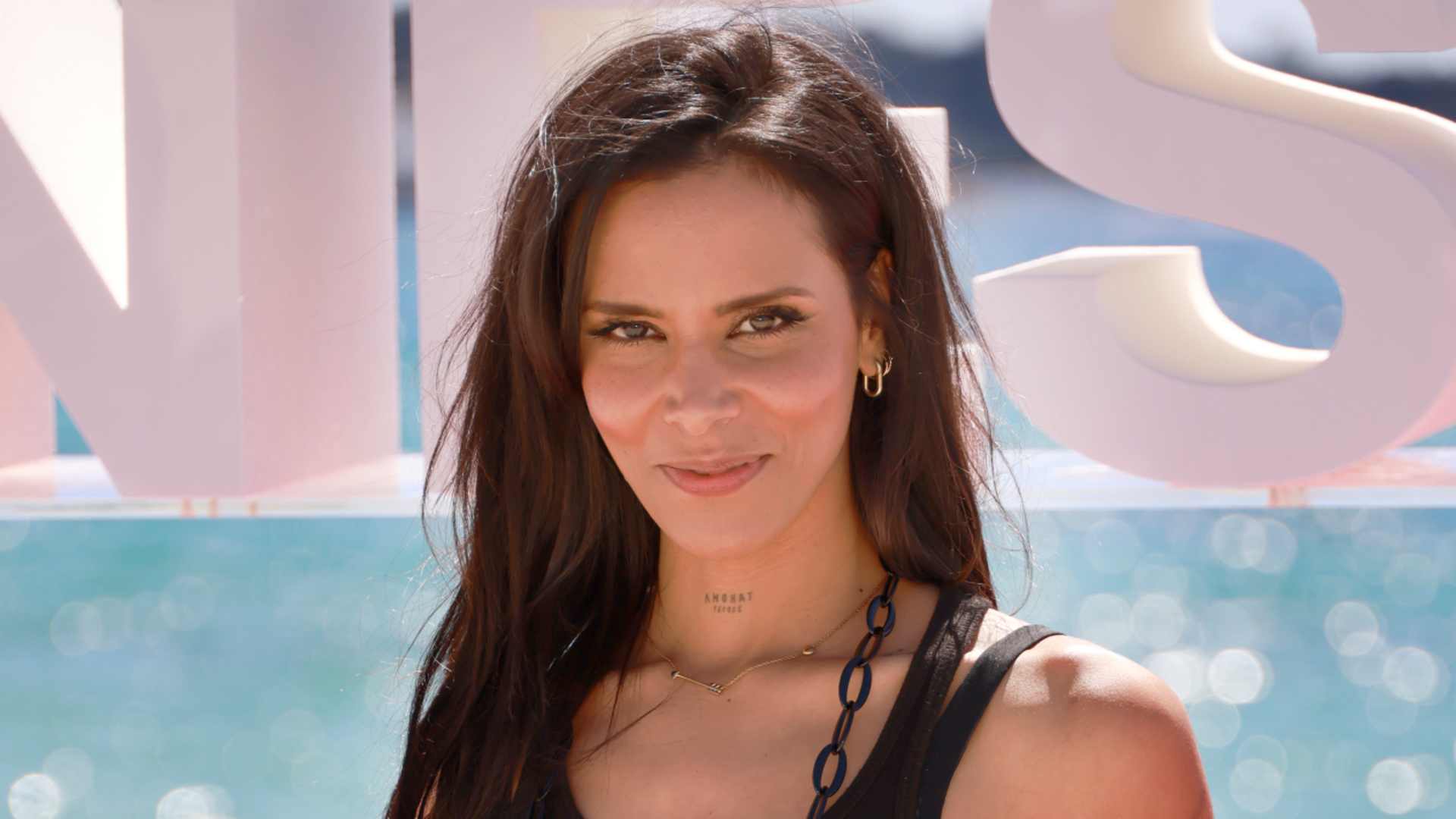 Shy’m dévoile une tendre photo inédite avec son fils Tahoma, les fans les trouvent adorables