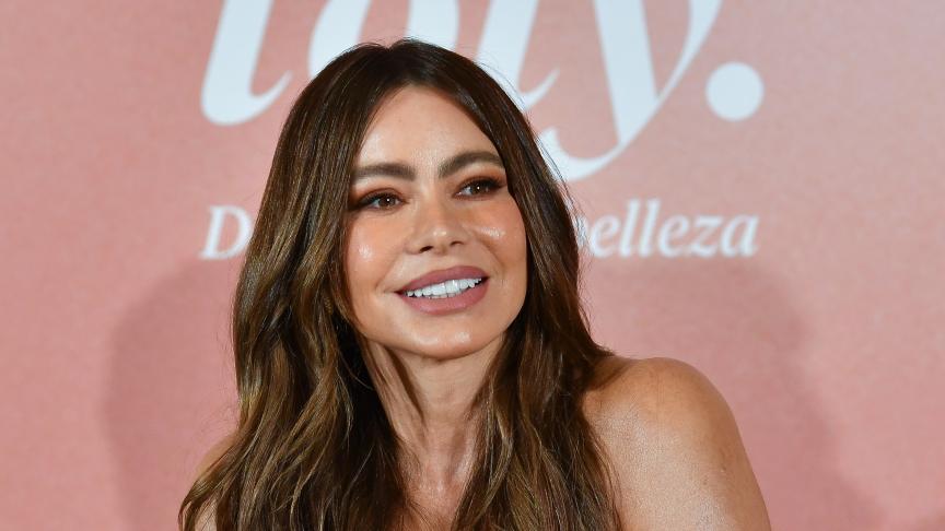 Sofia Vergara contrainte d’annuler sa venue aux Emmy Awards après une allergie impressionnante qui affole Instagram