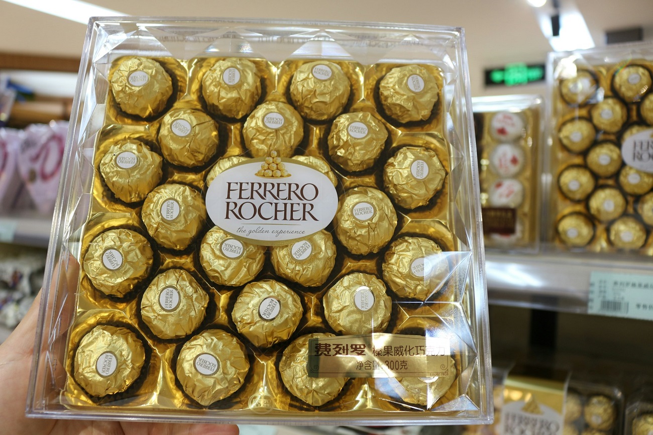 18 000 € de Ferrero Rocher volés : la police saisit une camionnette contenant plus de 20 000 chocolats
