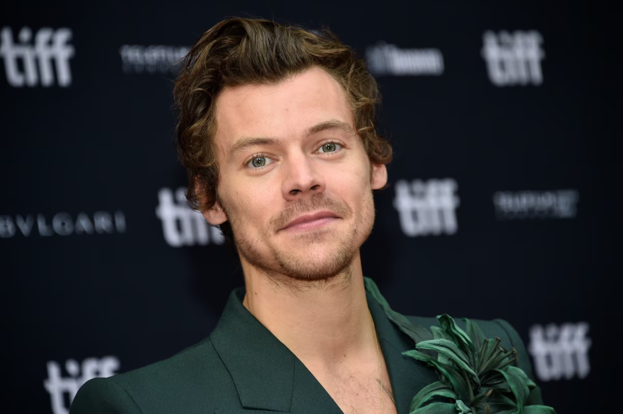 Harry Styles incognito au marathon de Berlin : voici le chrono inattendu qui a épaté ses fans