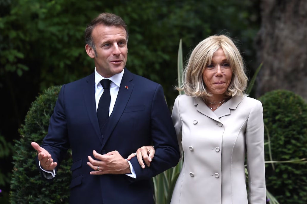Il s’est fait massacrer : le jour où Emmanuel Macron a humilié Bruno Retailleau avec l’aide de Brigitte