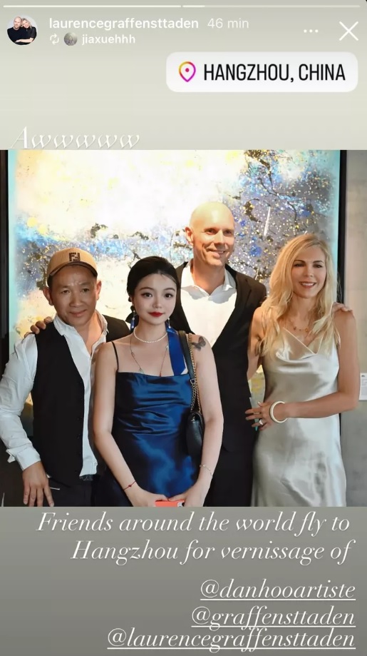 Brigitte Macron : sa fille Laurence Auzière rayonne lors d’un vernissage exceptionnel en Chine aux côtés de son compagnon