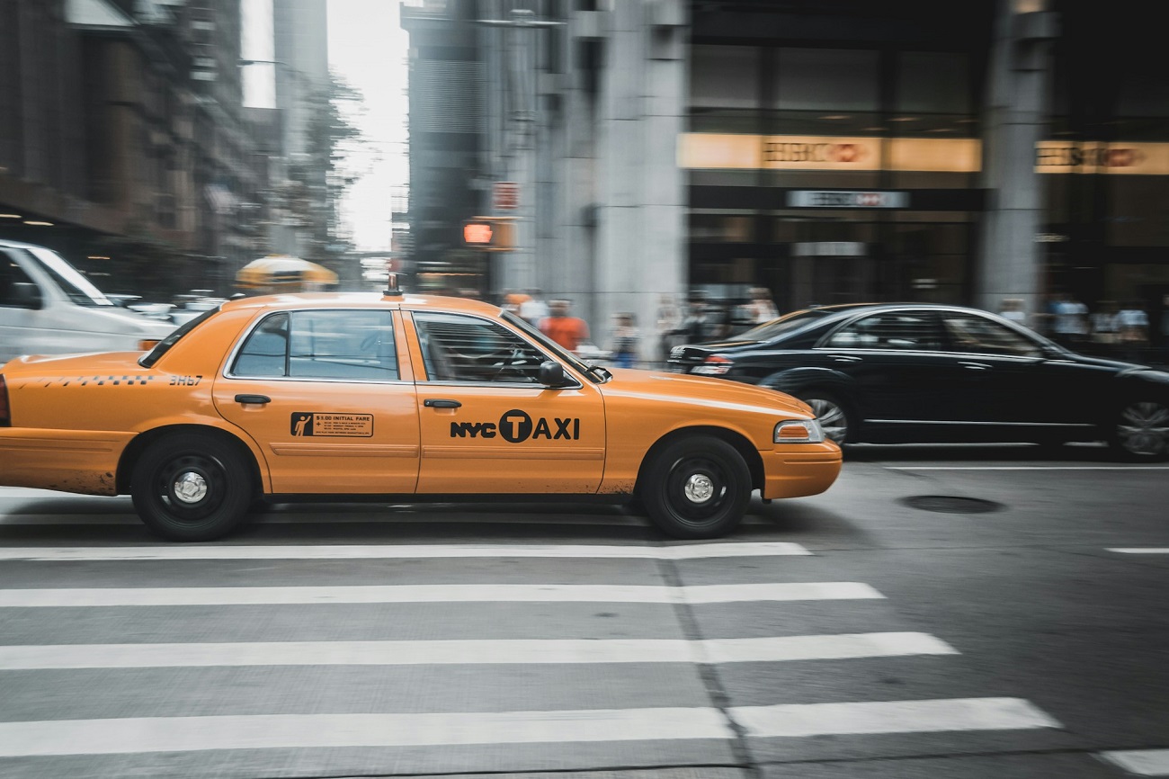 En 2026, les taxis sans chauffeur débarquent en Europe : faut-il s’en réjouir ?