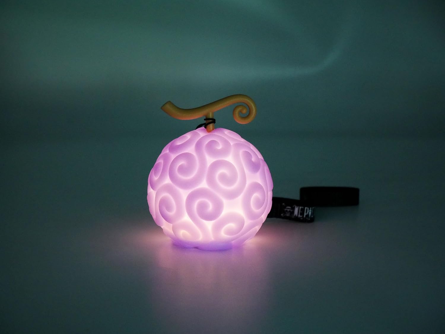 Les fruits du démon lumineux de Teknofun : la touche magique qui fera briller les fans de One Piece