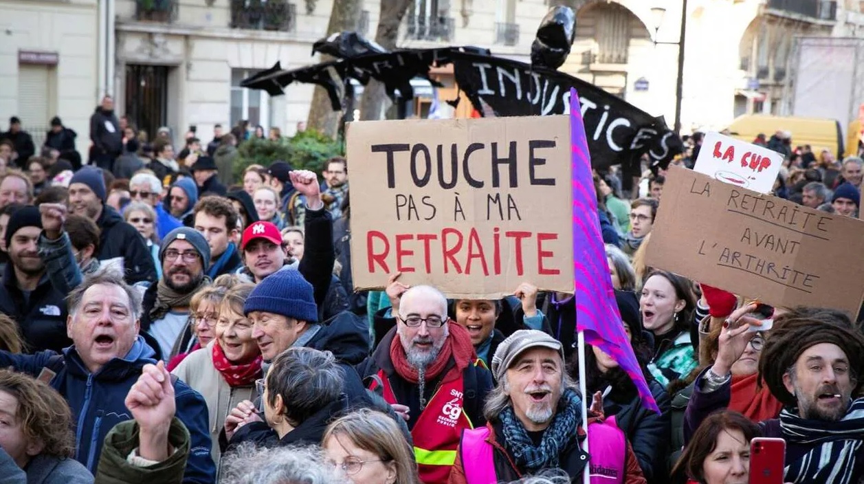 Réforme des retraites : le Nobel d’économie Philippe Aghion appelle à un compromis entre le gouvernement et le PS pour éviter le danger du RN au pouvoir