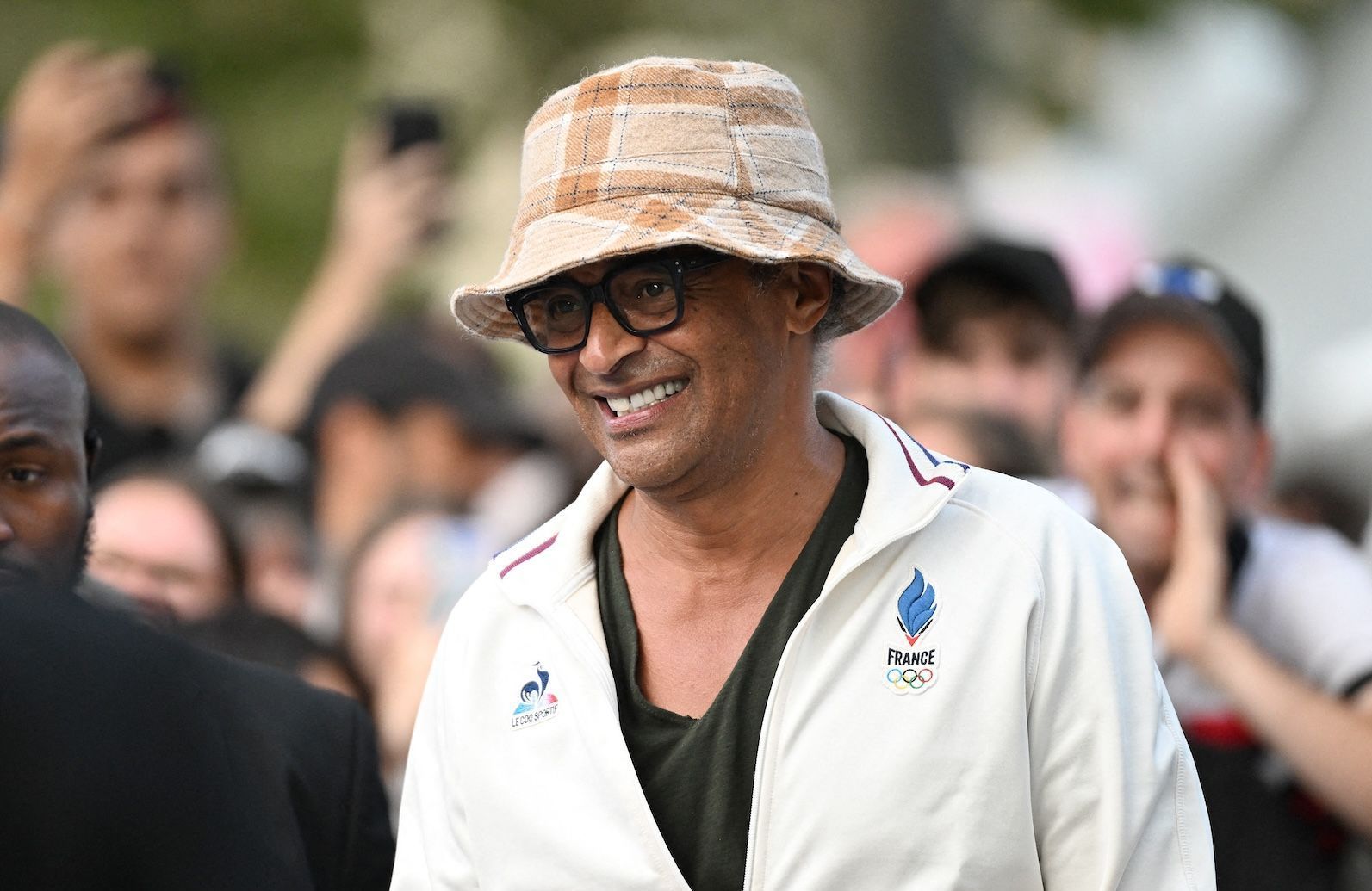 Yannick Noah : papa pour la sixième fois, l'ancien champion a ému ses fans avec une adorable photo de son bébé