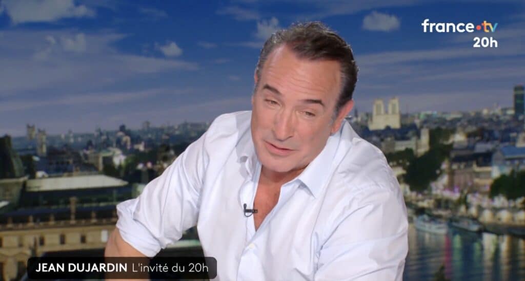 Déconnecté de la réalité : Jean Dujardin violemment attaqué après son passage chez Léa Salamé