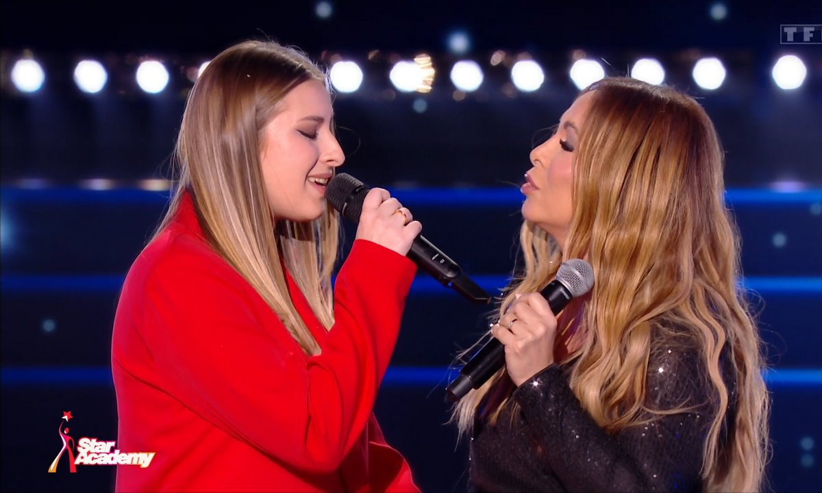 Pas très sympa : Hélène Ségara règle ses comptes deux ans après sa chute en direct pendant un duo avec Helena