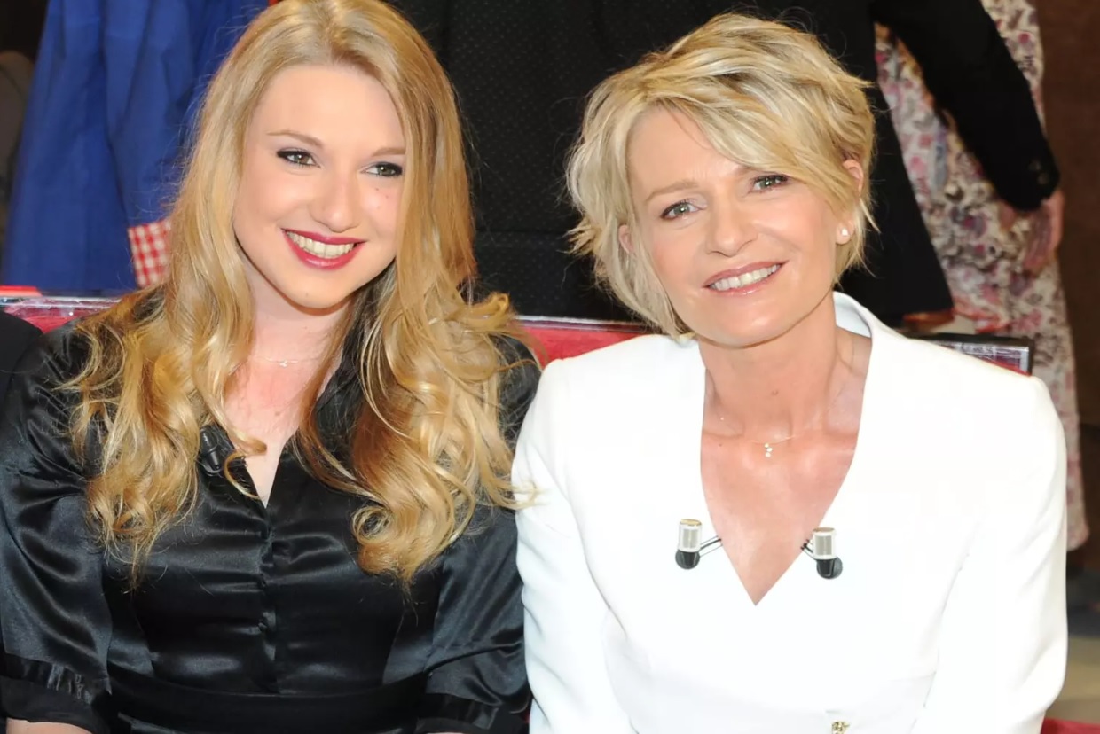 Flavie Flament, épanouie après Télématin, lance sa nouvelle émission sur France 3 avec la fille d’une autre animatrice très connue