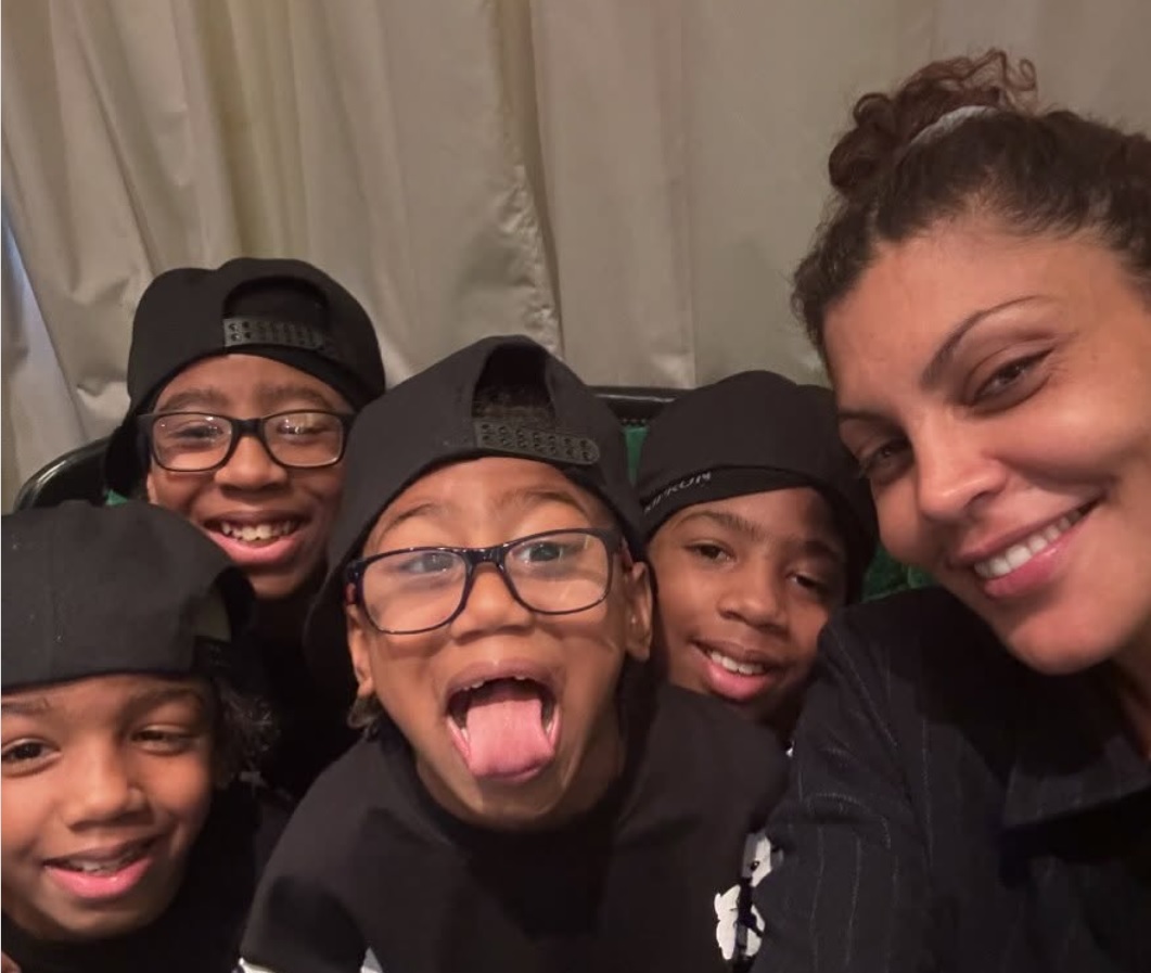 Nous avons choisi la douceur : Nawell Madani se réconcilie avec le petit Djulian après la polémique et poste un selfie apaisé