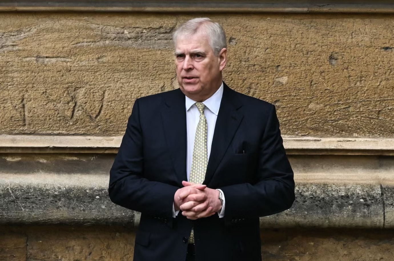 Prince Andrew : déchu par Charles III, il a vendu un cadeau de sa mère Elizabeth II pour plus de 17 millions d’euros