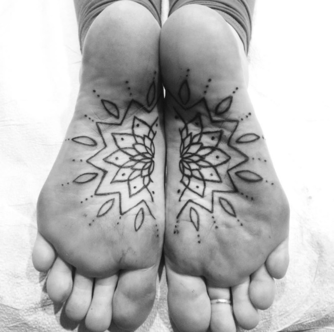 idee-tatouage-cache-discret-14