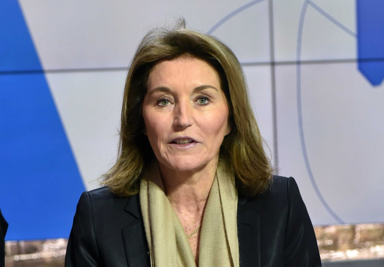 Mon ex-mari doit être libéré : en pleine conférence, Cécilia Attias défend Nicolas Sarkozy et dénonce une “justice de vengeance”