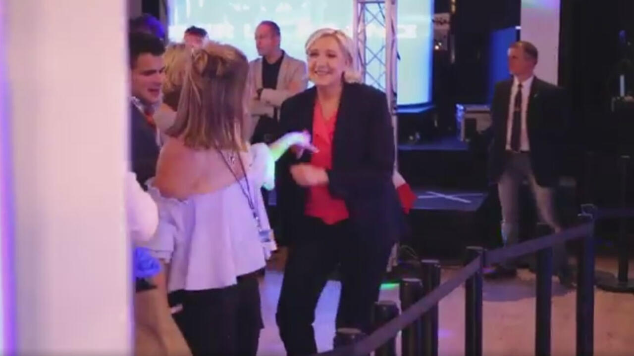 Marine Le Pen rayonnante sur la piste de danse : cette vidéo qui surprend en plein tumulte judiciaire