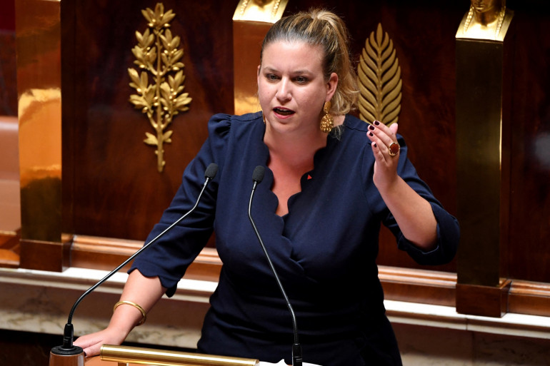 Comment pourrions-nous vous faire confiance alors que vous faites confiance à Emmanuel Macron ? : Mathilde Panot attaque François Bayrou