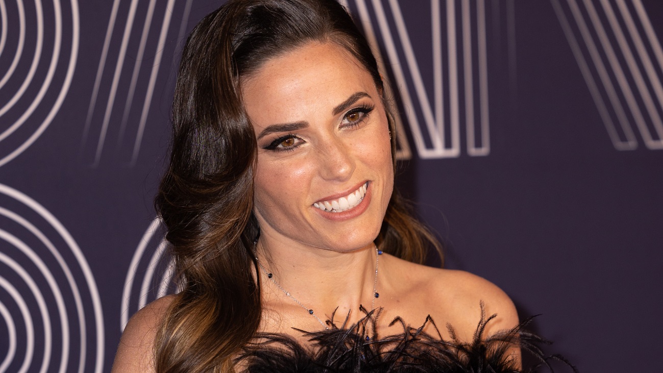 Capucine Anav confirme son histoire avec Florent Manaudou : Je ne peux pas nier