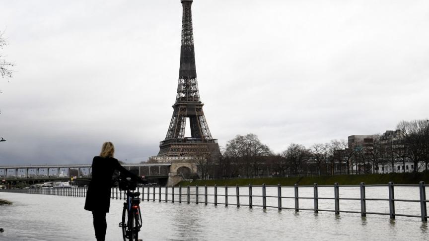 Paris retient son souffle&nbsp;: la Seine menace les quais, un pic inqui&eacute;tant attendu ce matin