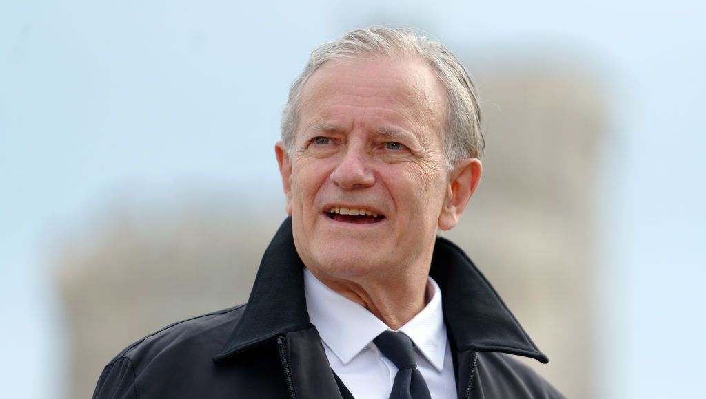 Qui se ressemble s’ensable : la phrase choc de Francis Huster qui en dit long sur ses échecs amoureux