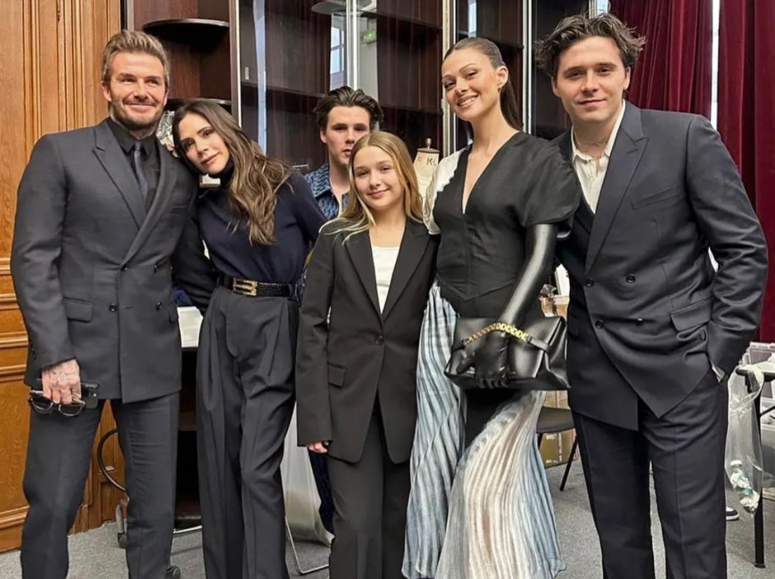 En pleine temp&ecirc;te avec Brooklyn, Harper Beckham brise le silence avec un message qui bouleverse le clan