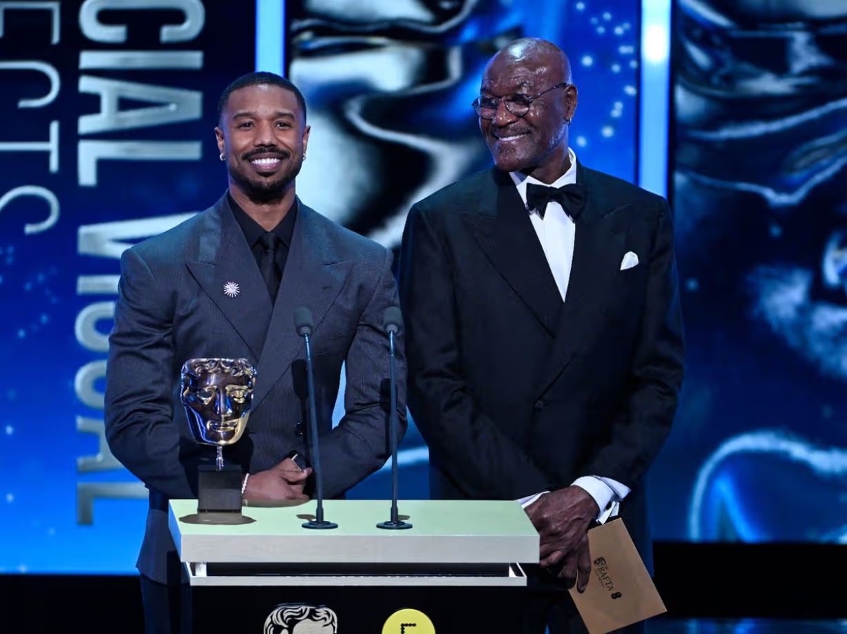 BAFTA 2026&nbsp;: On a tous entendu, une insulte raciste en pleine c&eacute;r&eacute;monie face &agrave; Michael B. Jordan, la soir&eacute;e vire au malaise mondial