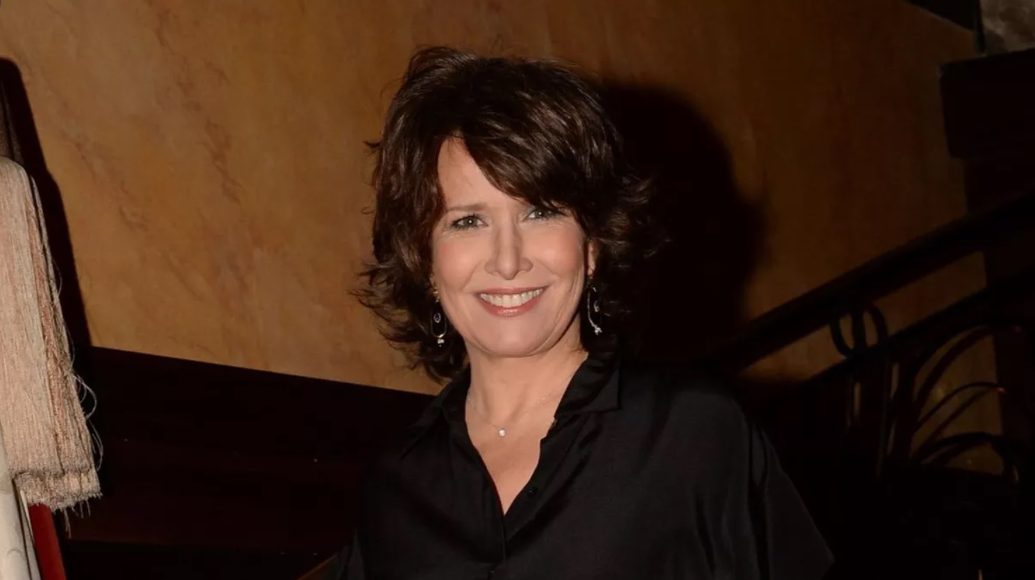 Je me suis sentie fragilisée… : Carole Rousseau se livre comme rarement sur sa maternité tardive et sa nouvelle vie loin de la télé