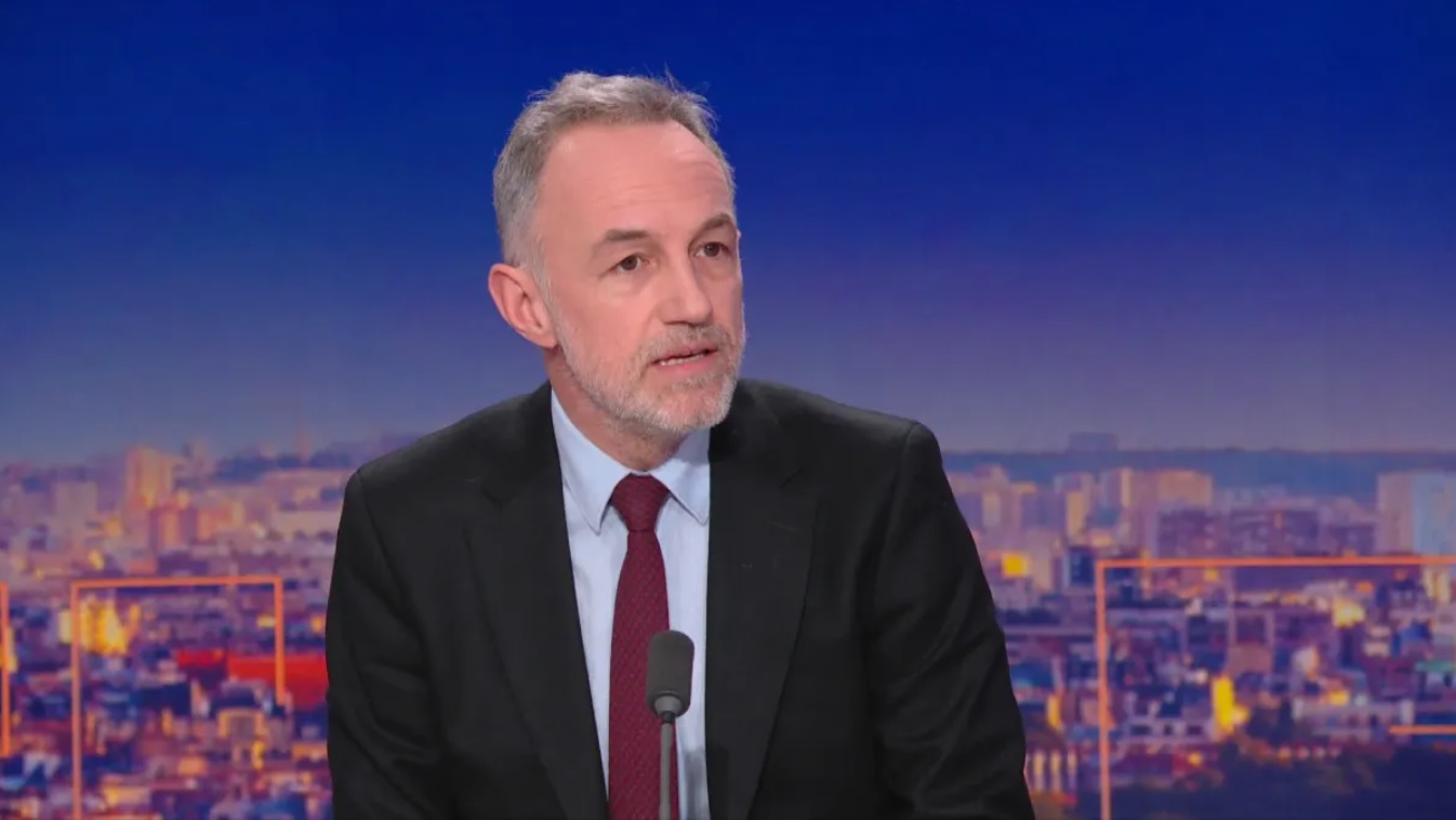 Jean-Luc M&eacute;lenchon a fait beaucoup de mal &agrave; la gauche, ma rupture avec lui est consomm&eacute;e, recadre Emmanuel Gr&eacute;goire