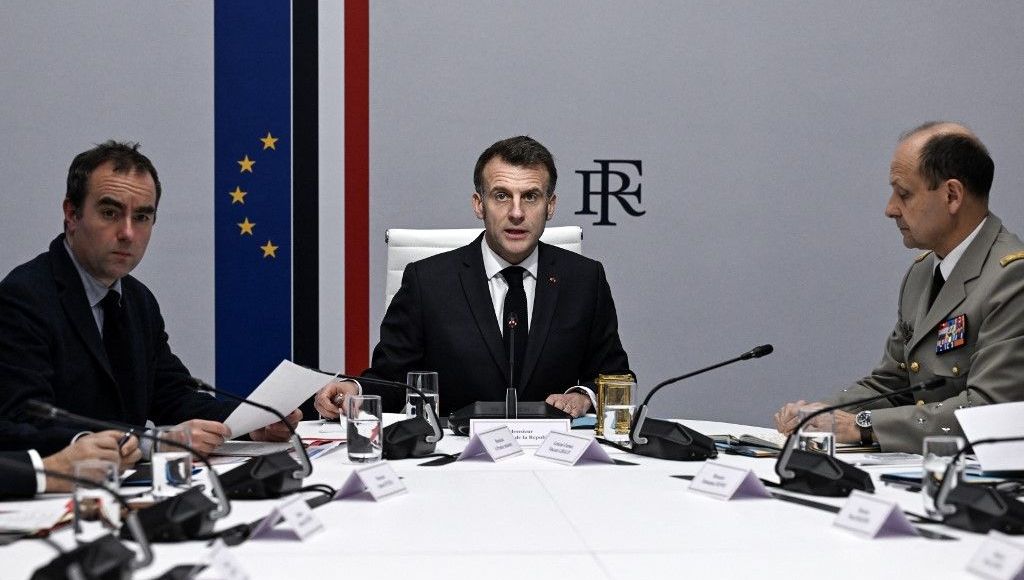 Si nous devions utiliser notre arsenal nucl&eacute;aire, aucun &Eacute;tat ne s&rsquo;en remettrait&nbsp;: face &agrave; la guerre en Iran, Emmanuel Macron durcit le ton