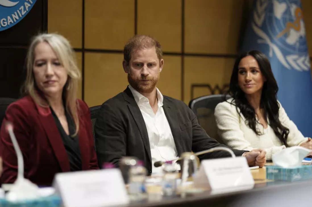 Un timing explosif&nbsp;: en pleine crise royale, Harry et Meghan apparaissent en Jordanie aux c&ocirc;t&eacute;s de l&rsquo;OMS