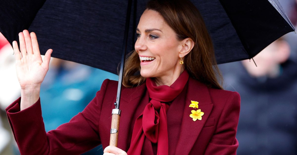 Arrestation du prince Andrew&nbsp;: ce geste tr&egrave;s calcul&eacute; de Kate Middleton qui n&rsquo;est pas pass&eacute; inaper&ccedil;u