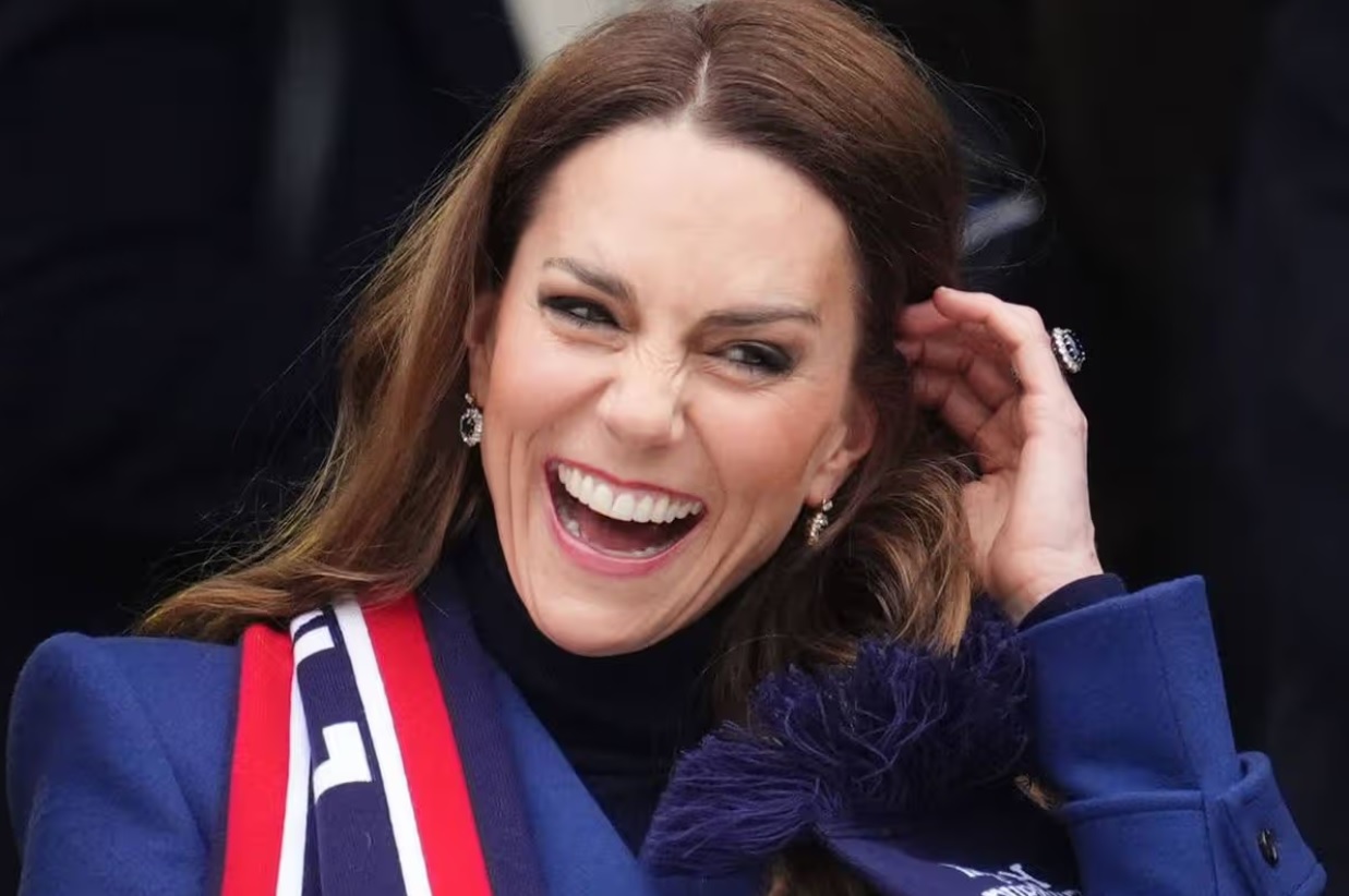 Kate Middleton radieuse en solo à Twickenham : cette apparition qui fait parler en pleine tempête royale