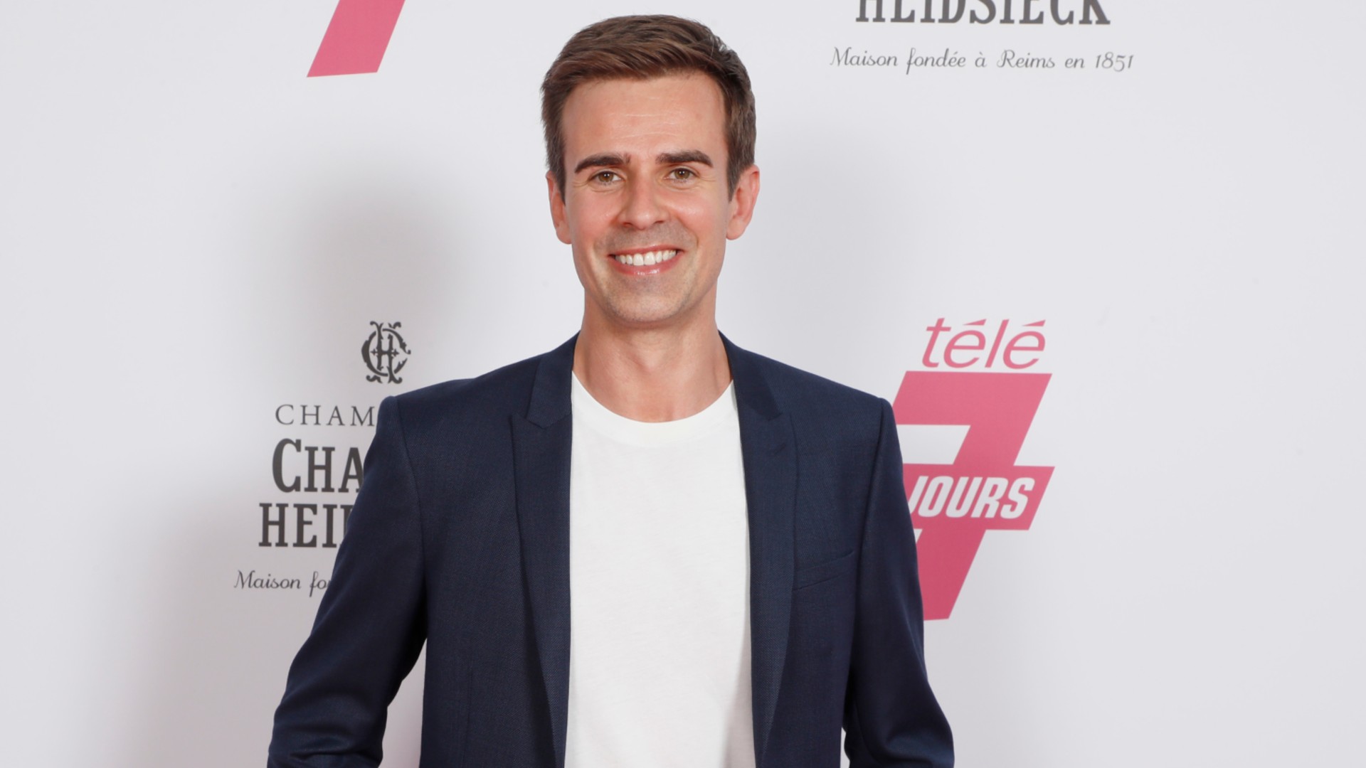 Jean-Baptiste Marteau face &agrave; L&eacute;a Salam&eacute;&nbsp;: ce que la journaliste lui envoie quand il pr&eacute;sente le 20 heures