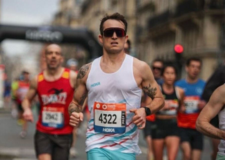 Objectif sub 1h20&nbsp;: Hugo Cl&eacute;ment d&eacute;voile sa performance au semi-marathon de Paris et impressionne les internautes