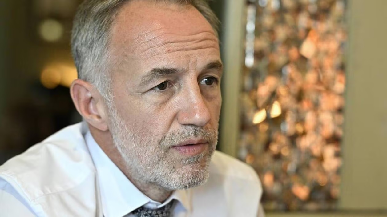 Emmanuel Gr&eacute;goire en t&ecirc;te &agrave; Paris avec 36,5 %, Rachida Dati et Sophia Chikirou derri&egrave;re dans les premi&egrave;res estimations