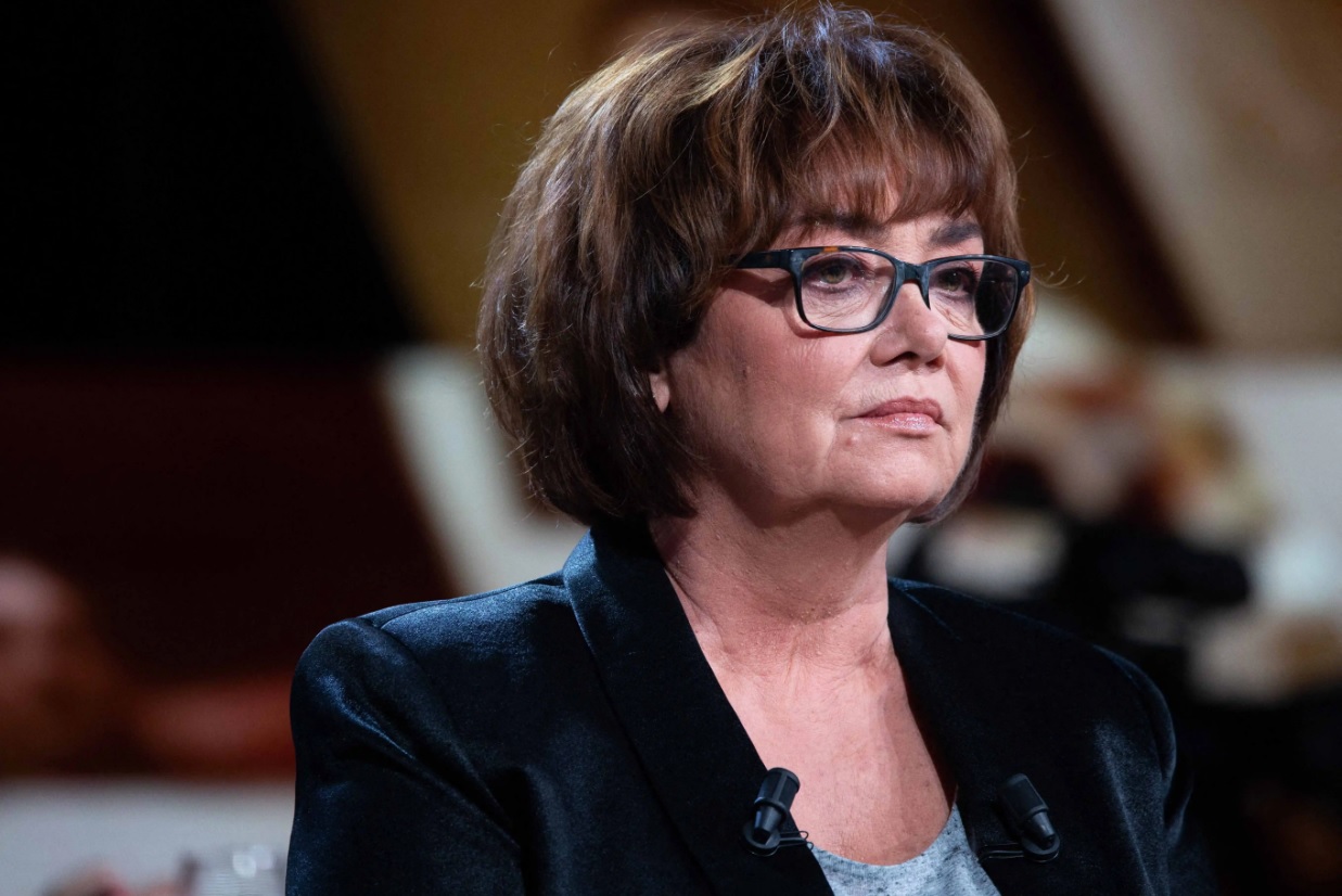 Alias Benito&nbsp;: pourquoi Nathalie Saint-Cricq a &eacute;t&eacute; suspendue une semaine par France T&eacute;l&eacute;visions apr&egrave;s ses propos sur &Eacute;ric Ciotti