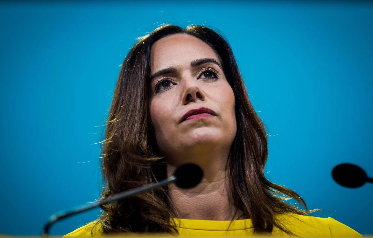 Je m’adresse directement à Madame Dati : Sarah Knafo crée la surprise à Paris et lance un appel inattendu