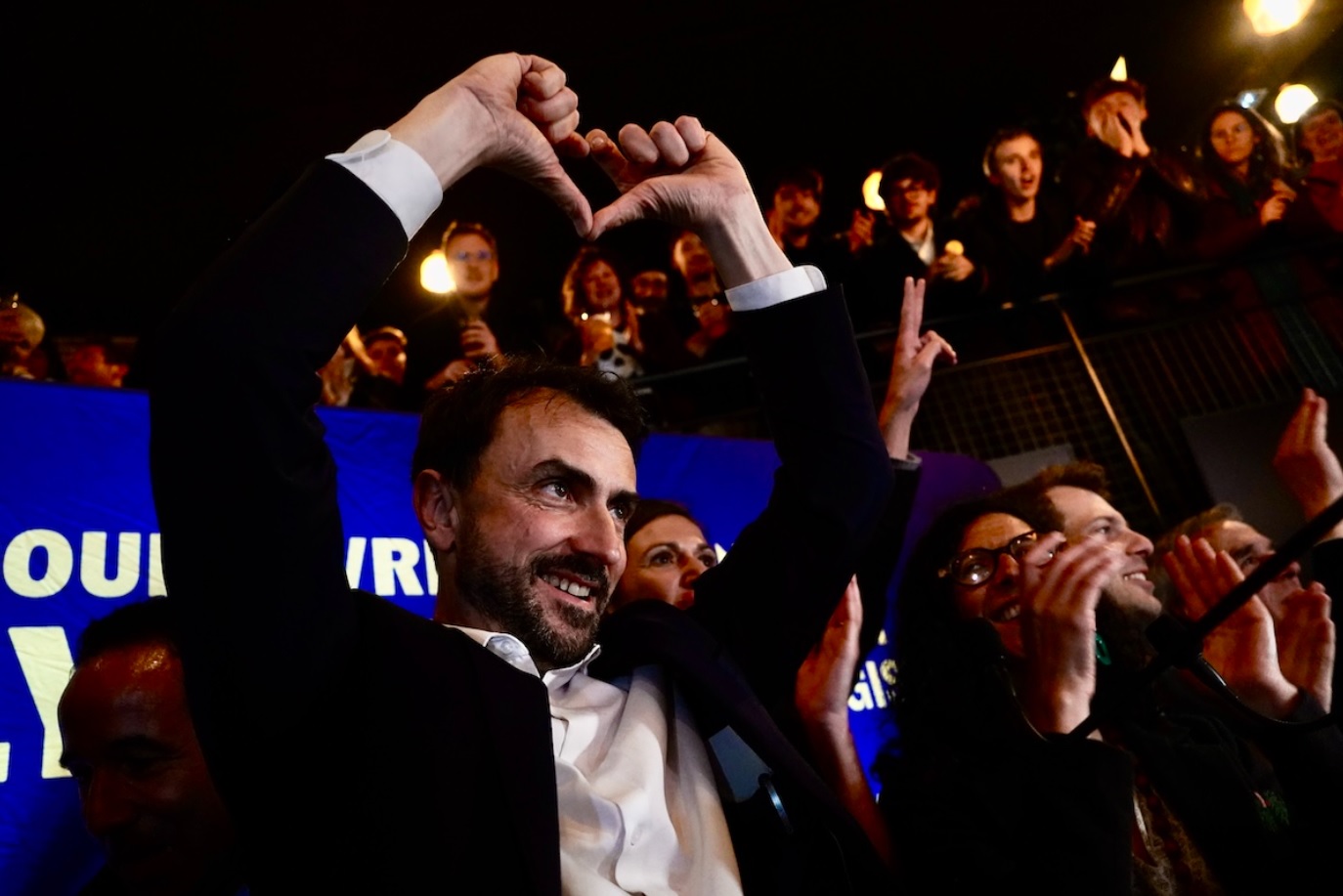 À Lyon, l’alliance de gauche autour de Grégory Doucet lui permet de conserver la mairie avec 50,67 % des voix