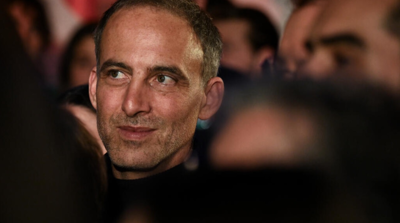 Pr&eacute;sidentielle 2027&nbsp;: selon un sondage, Glucksmann &agrave; 14 % devant M&eacute;lenchon &agrave; 11 % avec une gauche toujours divis&eacute;e