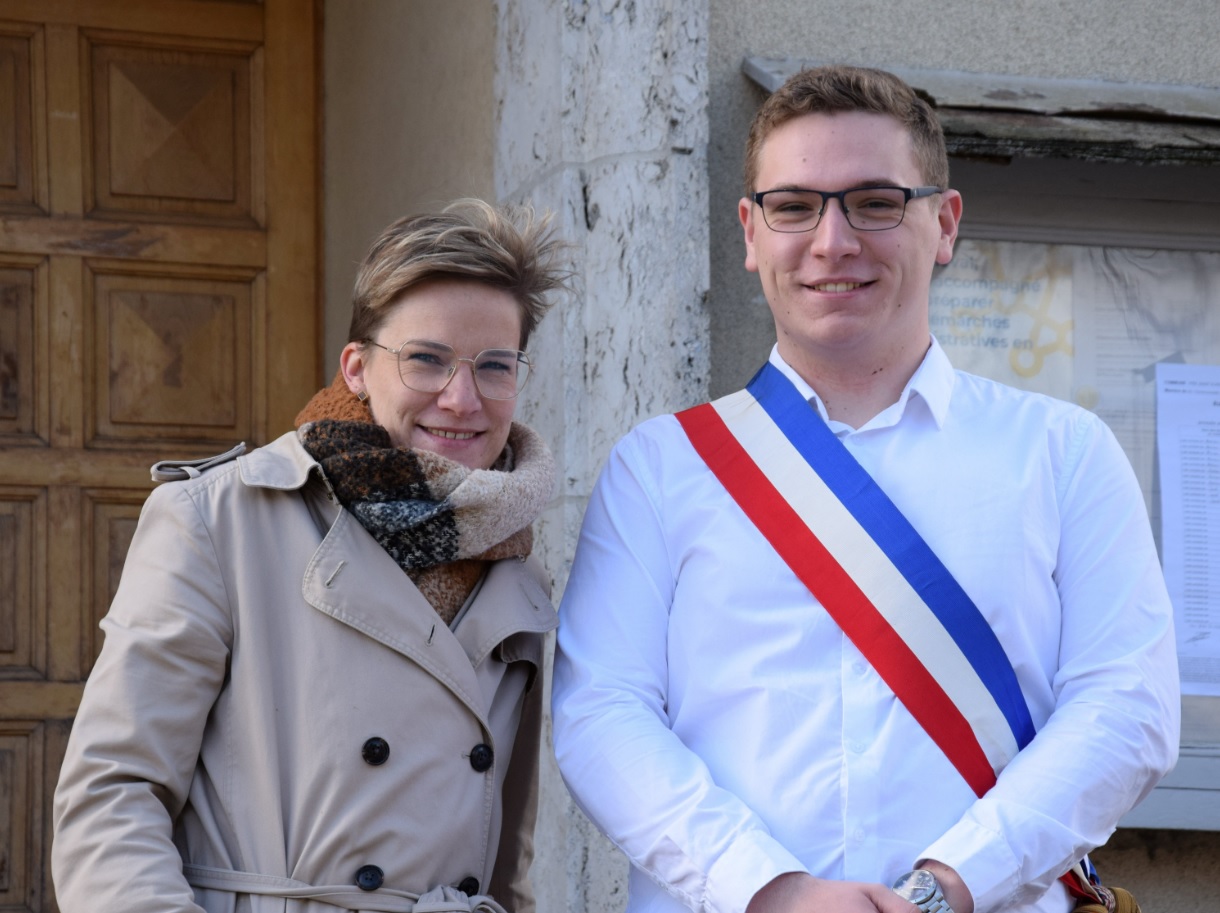 &Agrave; 19 ans, rejet&eacute; par le maire, il cr&eacute;e sa liste avec ses parents&hellip; et gagne avec 59,91 %