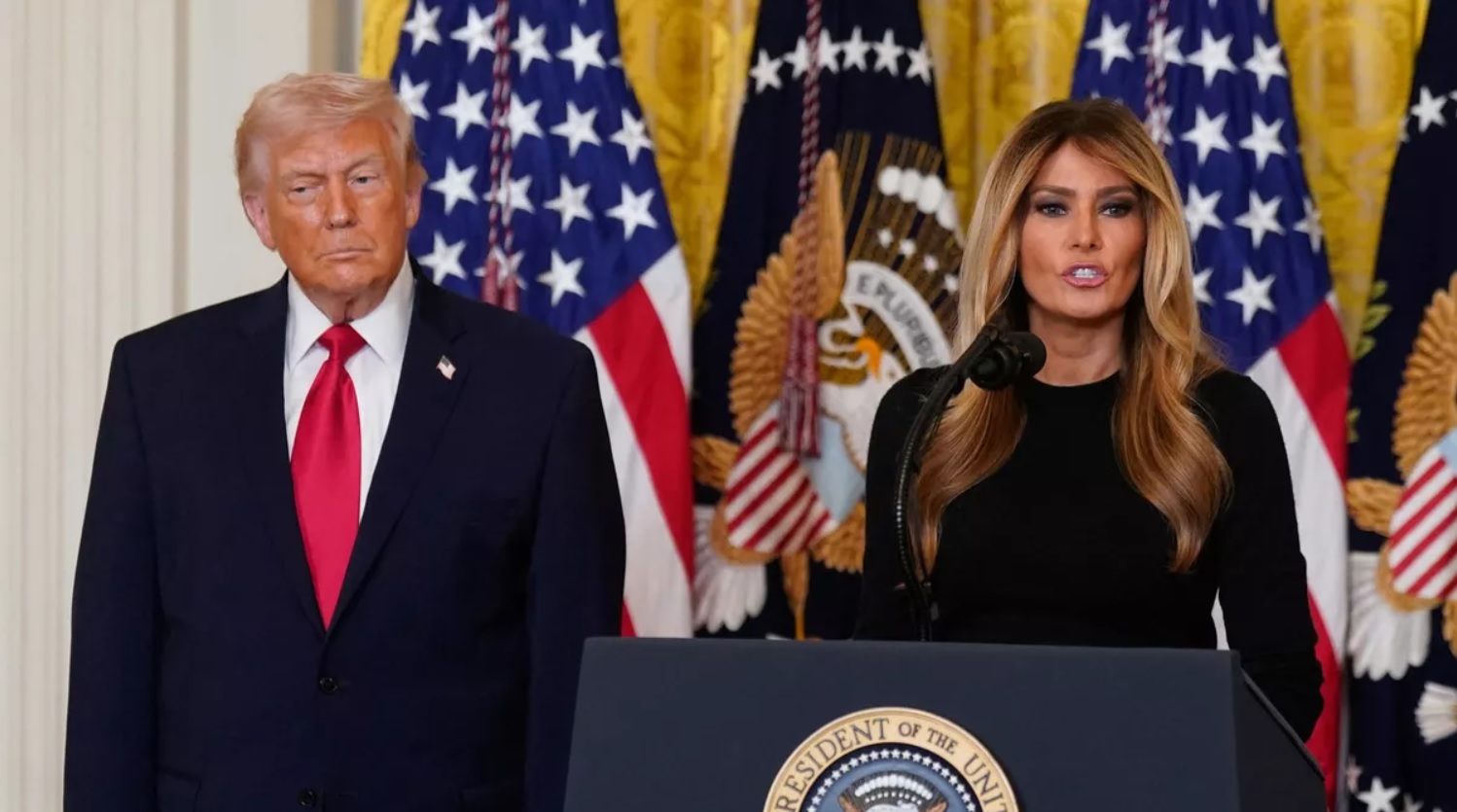 Donald Trump hu&eacute; &agrave; Washington&nbsp;: ce qui s&rsquo;est vraiment pass&eacute; lors de cette soir&eacute;e tr&egrave;s attendue avec Melania