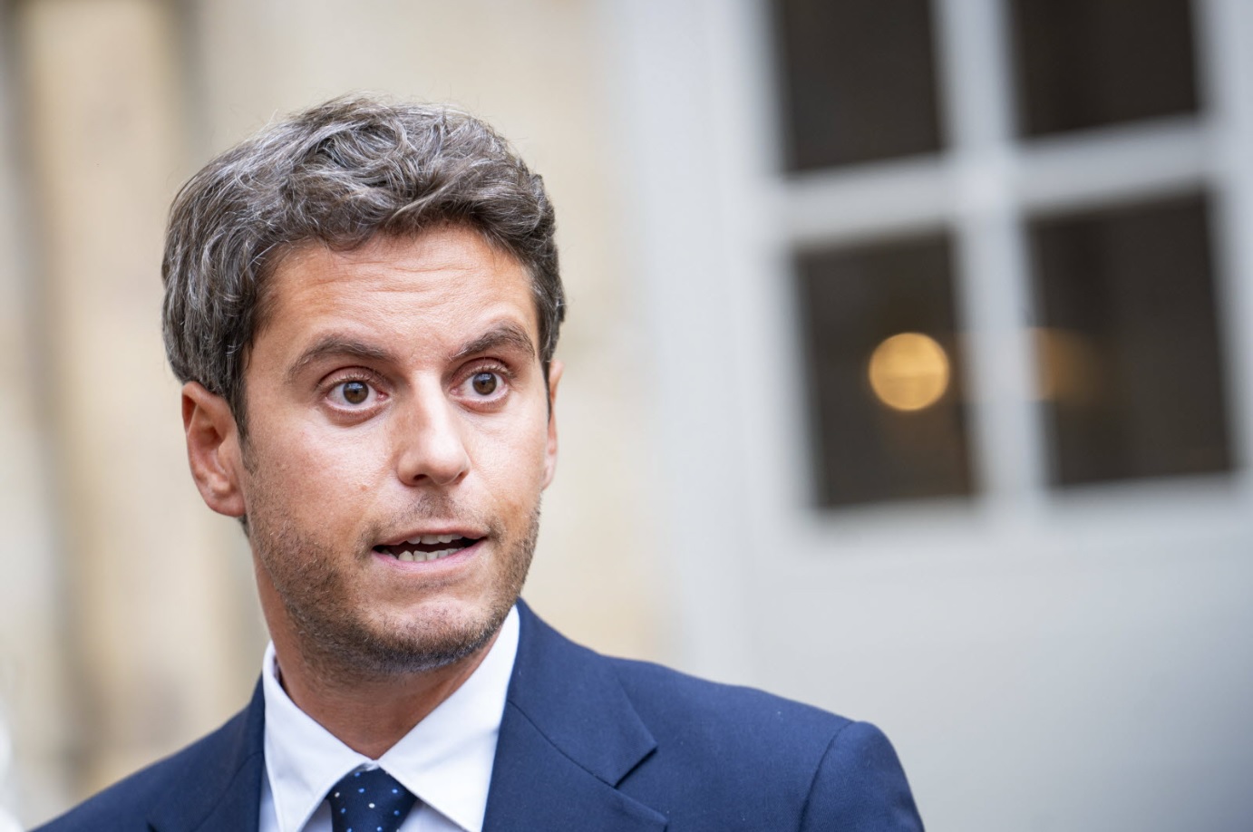 Gabriel Attal en couple ? Cette photo qui fait naître un espoir inattendu chez ses abonnés