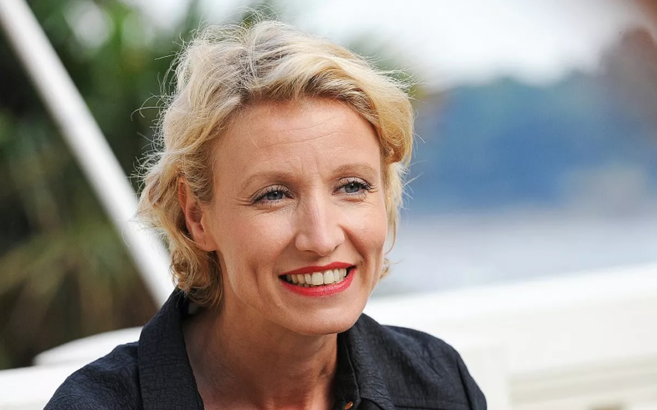 Je touche &agrave; peine 100 euros&nbsp;: la confidence d&rsquo;Alexandra Lamy sur Un gars, une fille laisse sans voix