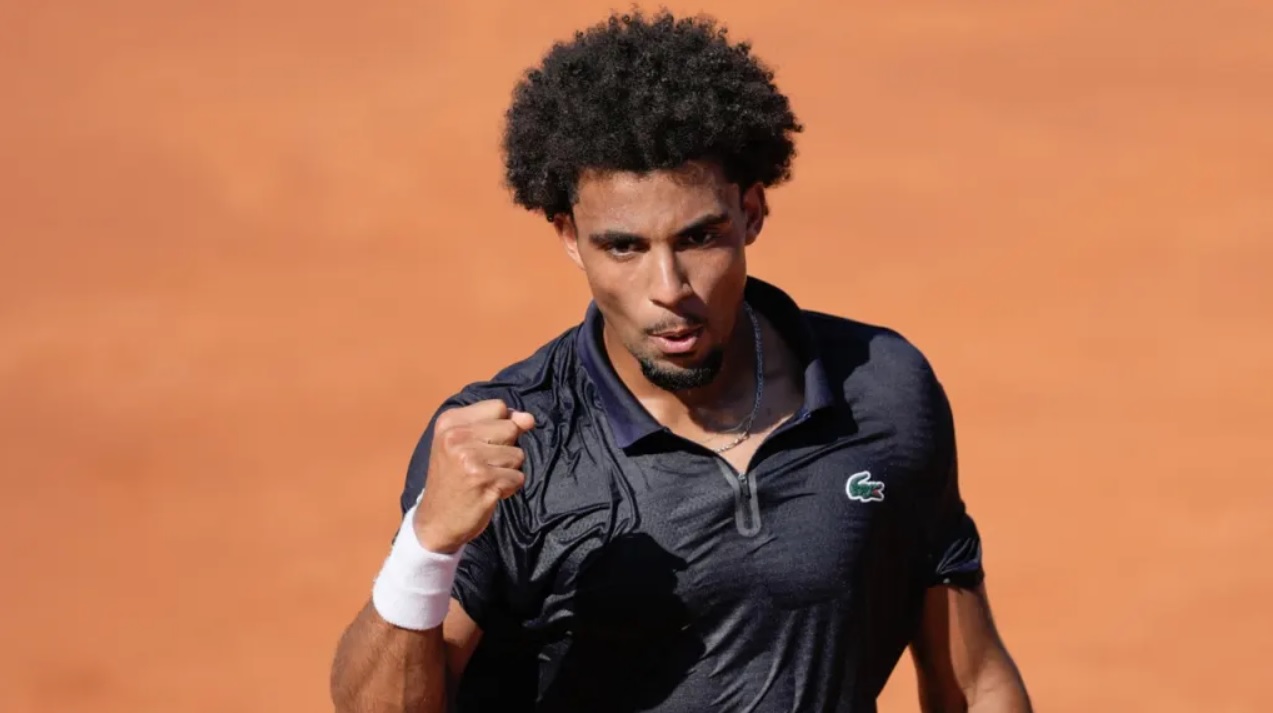 Arthur Fils d&eacute;passe Arthur Rinderknech&nbsp;: comment sa victoire &agrave; Barcelone le propulse num&eacute;ro 1 fran&ccedil;ais