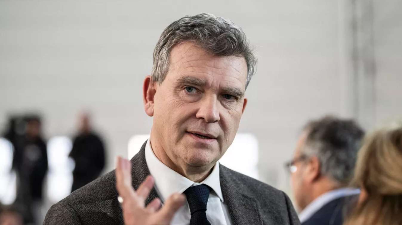 Arnaud Montebourg d&eacute;barque &agrave; la t&eacute;l&eacute;vision&nbsp;: ce virage qui surprend m&ecirc;me ses proches