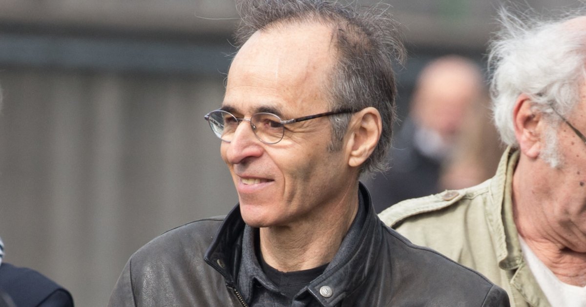 Pourquoi la lettre de Jean-Jacques Goldman &agrave; un professeur fait tant r&eacute;agir