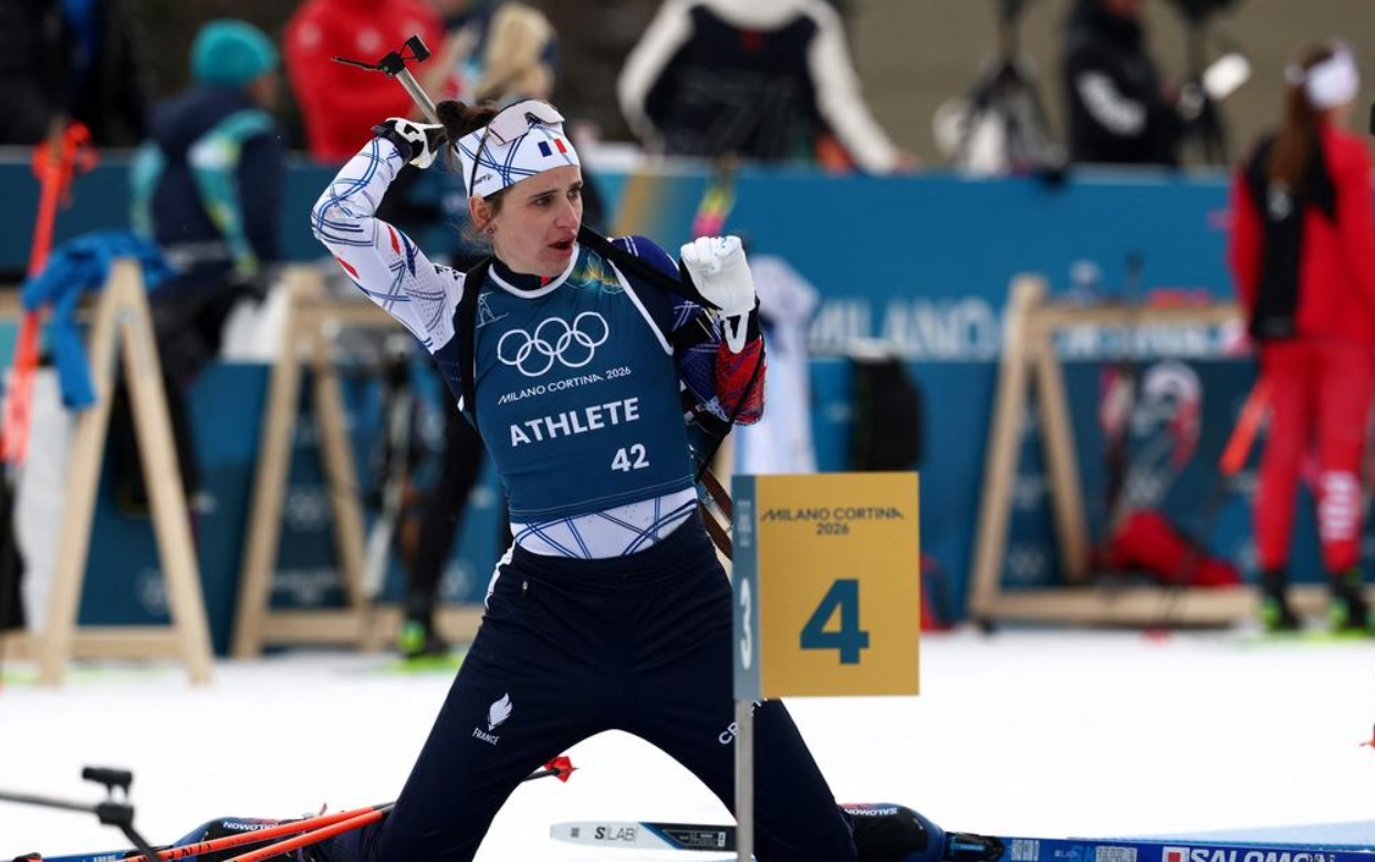 Relais mixte de biathlon&nbsp;: la course parfaite des Bleus qui leur offre l&rsquo;or olympique aux JO 2026
