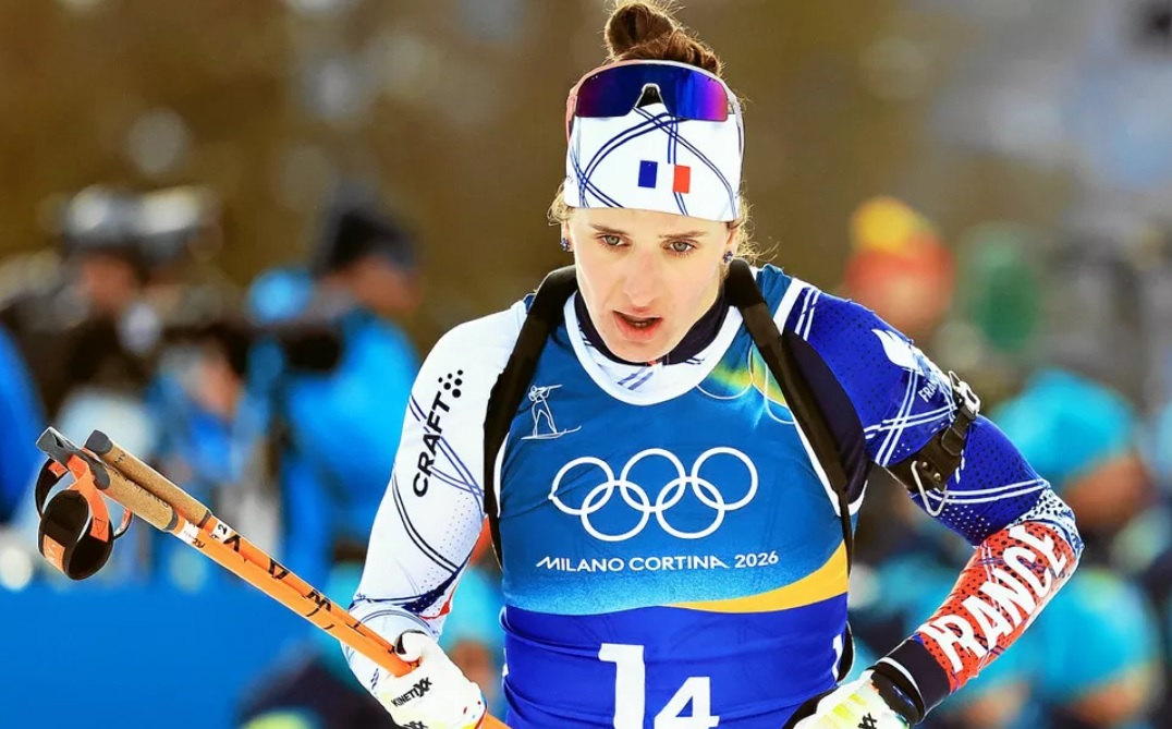 Relais mixte de biathlon&nbsp;: Perrot, Fillon Maillet, Jeanmonnot et Simon offrent l&rsquo;or olympique aux Bleus