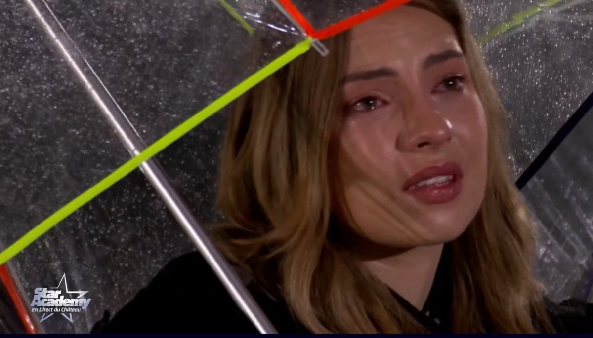 Star Academy&nbsp;: ce d&eacute;tail au moment du d&eacute;part de L&eacute;a et Ambre qui a fait fondre les fans en larmes