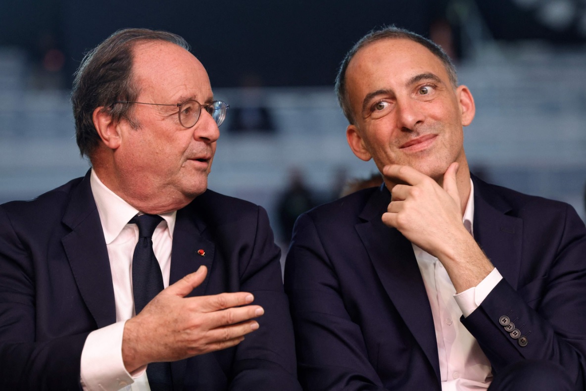 François Hollande, Raphaël Glucksmann, LFI : la gauche risque-t-elle l’embouteillage en 2027 ?