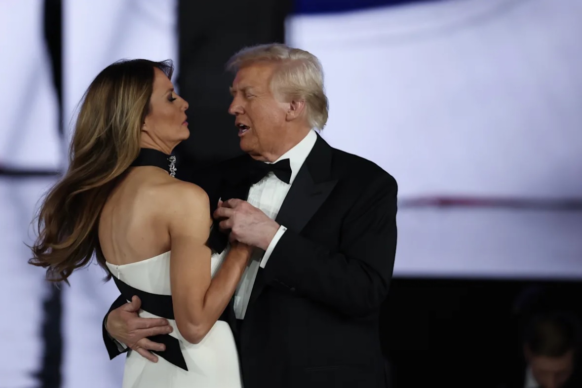 Donald Trump et YMCA&nbsp;: pourquoi cette danse est devenue son rituel le plus comment&eacute;